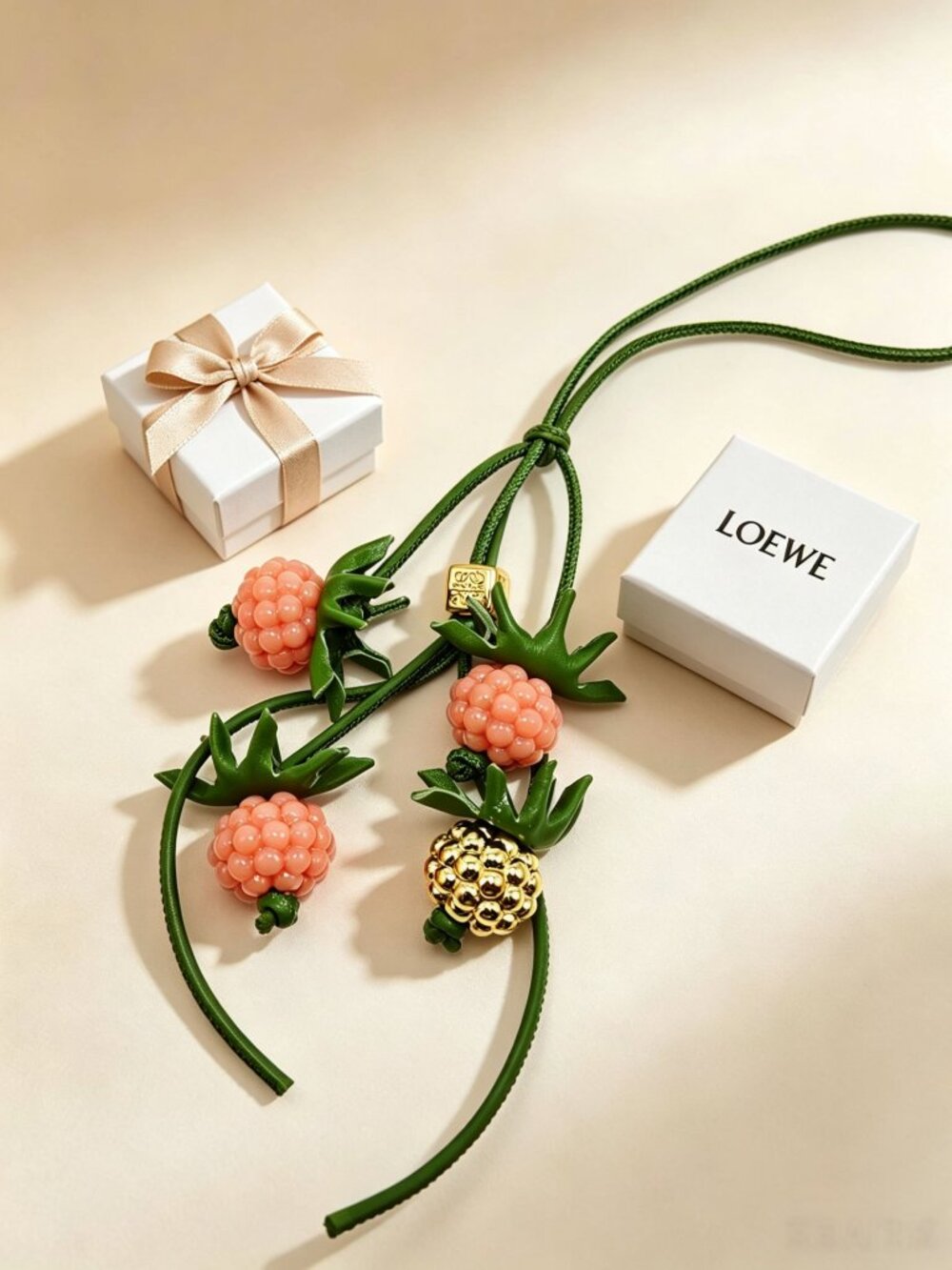 Loewe Raspberry Bag Charm - Picture 2 of 8